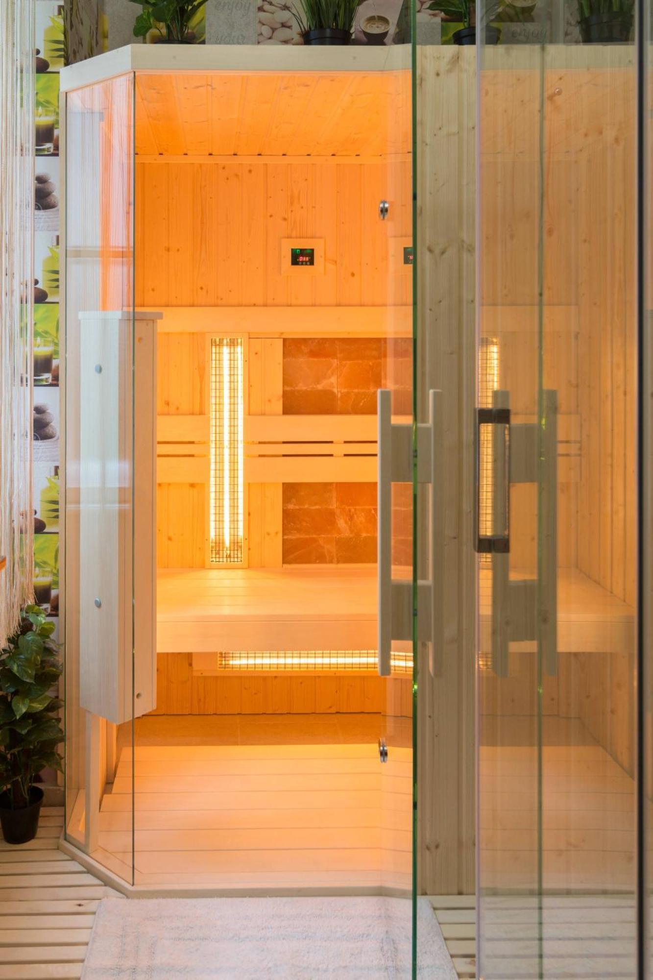 Exlcusive & City Central Located Suite By Prestige Homes Budapest Exterior photo